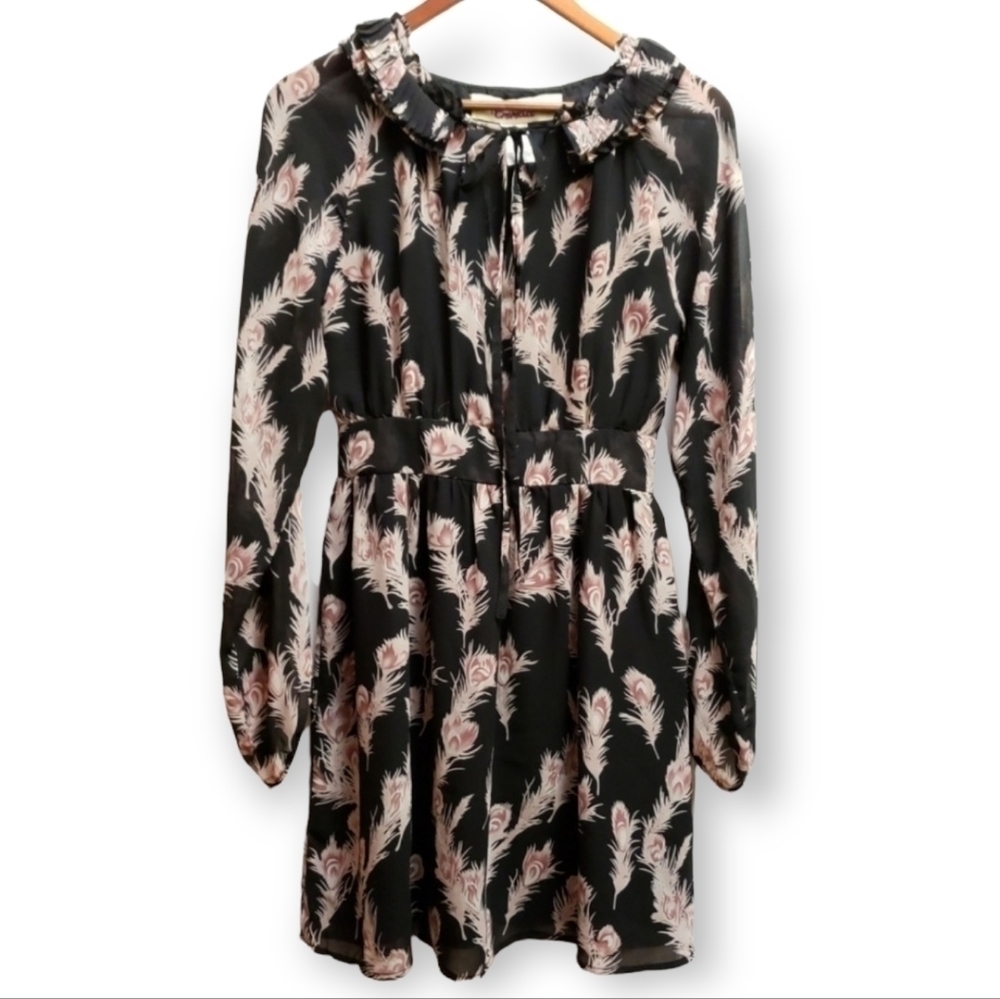 Emmelee Feather Print Dress long sleeve modest Size Small